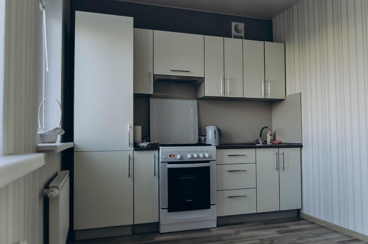 Apartment Pinsk Exteriör bild