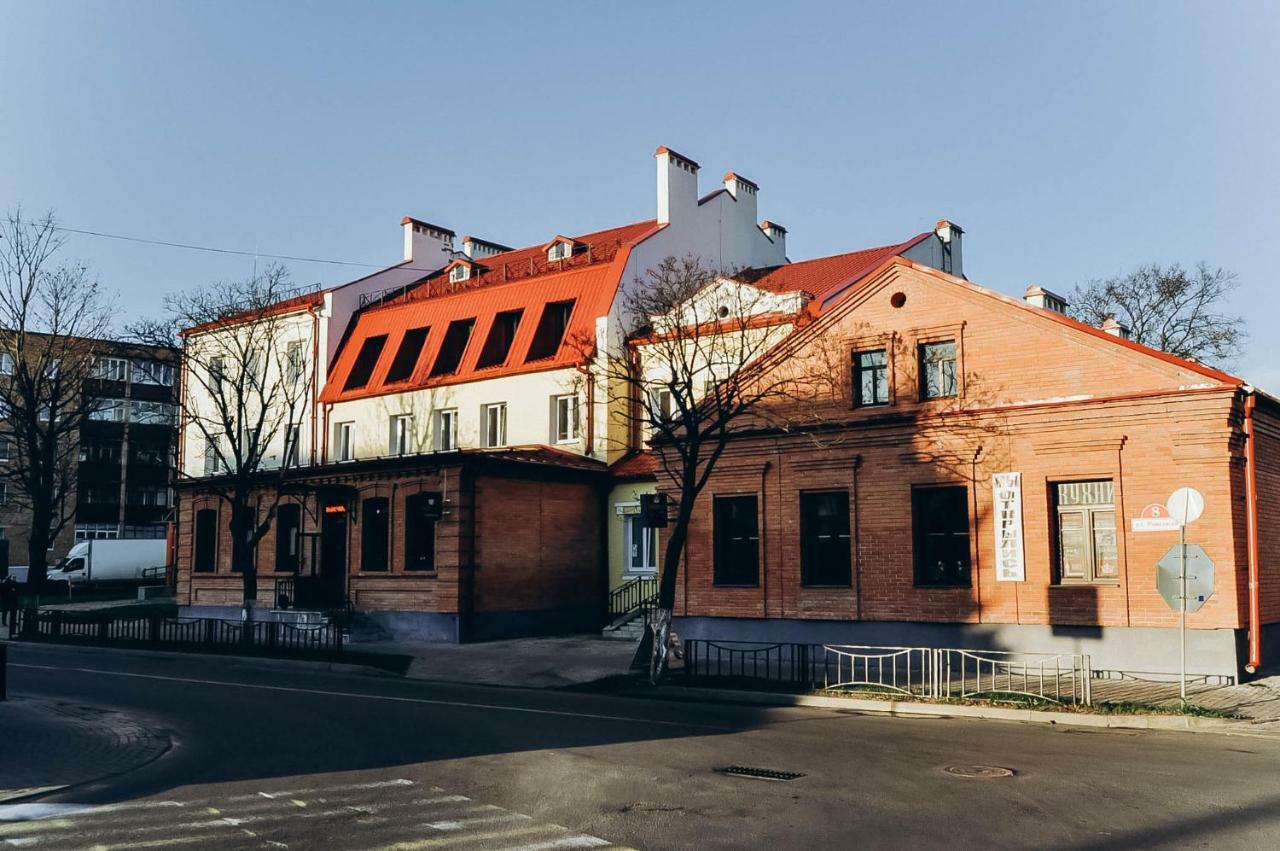 Apartment Pinsk Exteriör bild